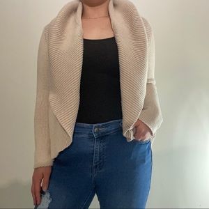 Old Navy ribbed cardigan - cream/tan